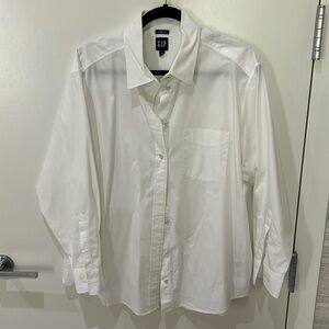 Gap white button down. Size L.